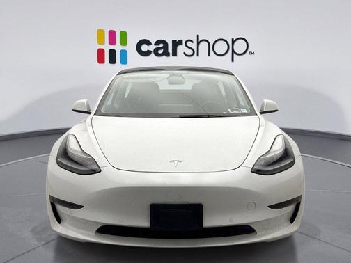 2022 Tesla Model 3 Standard Range