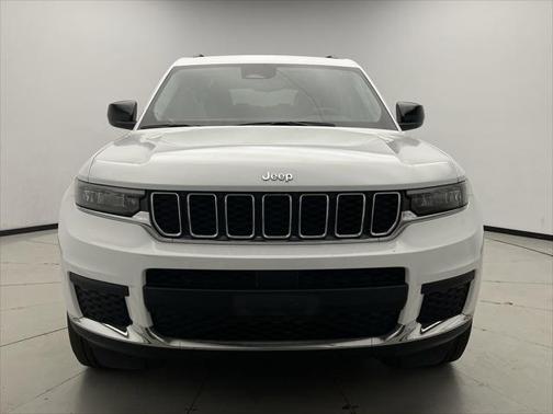 2022 Jeep Grand Cherokee L Laredo