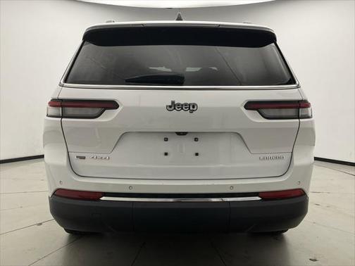 2022 Jeep Grand Cherokee L Laredo