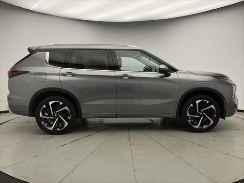 2022 Mitsubishi Outlander SEL 2.5 2WD
