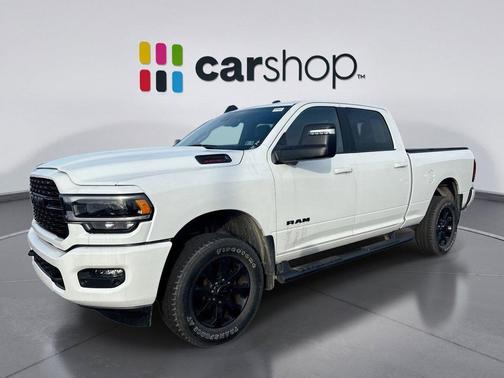 Bright White Clearcoat 2024 RAM 2500 Big Horn Crew Cab 4x4 6'4' Box