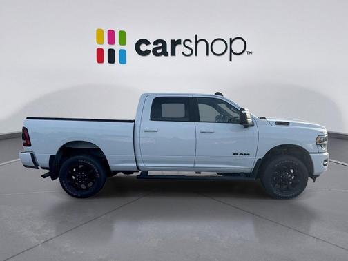 Bright White Clearcoat 2024 RAM 2500 Big Horn Crew Cab 4x4 6'4' Box