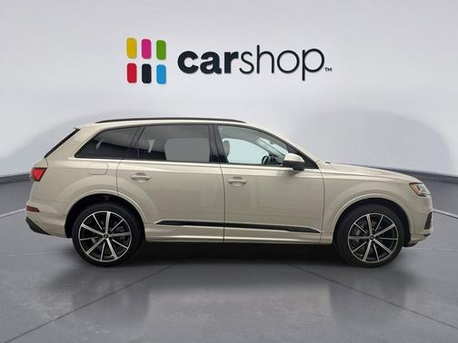 2022 Audi Q7 55 Premium Plus