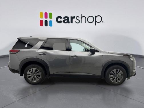 2024 Nissan Pathfinder S 4WD