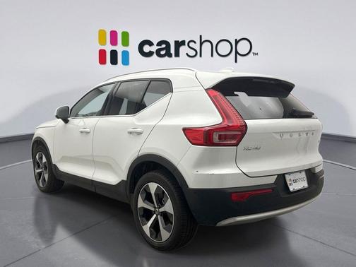 Crystal White 2025 Volvo XC40 B5 Plus Bright Theme