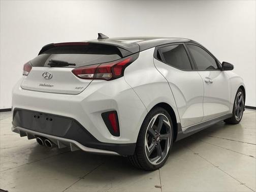 2019 Hyundai Veloster Base