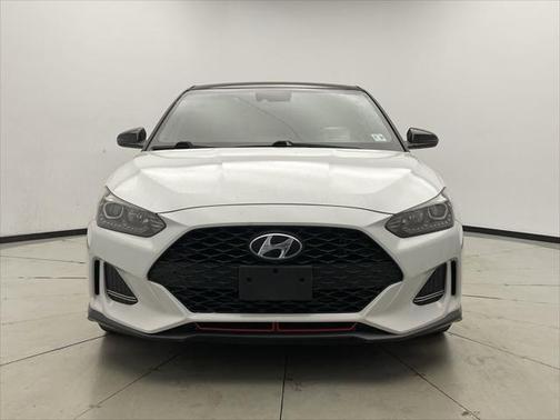 2019 Hyundai Veloster Base