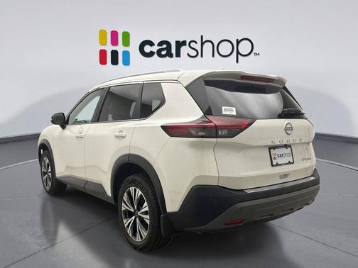 Pearl White Tricoat 2023 Nissan Rogue SV