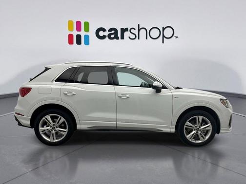 2023 Audi Q3 45 S line Premium Plus