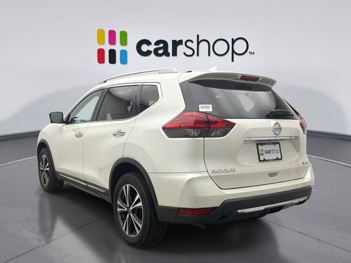 Pearl White 2017 Nissan Rogue SL