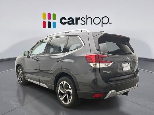 Magnetite Gray Metallic 2024 Subaru Forester Touring