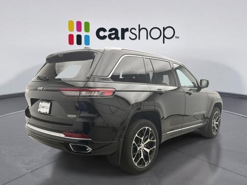 Diamond Black Crystal Pearlcoat 2022 Jeep Grand Cherokee Summit