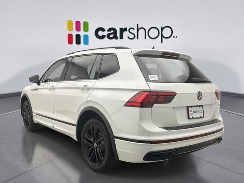 Pure White 2022 Volkswagen Tiguan 2.0T SE R-Line Black 4MOTION