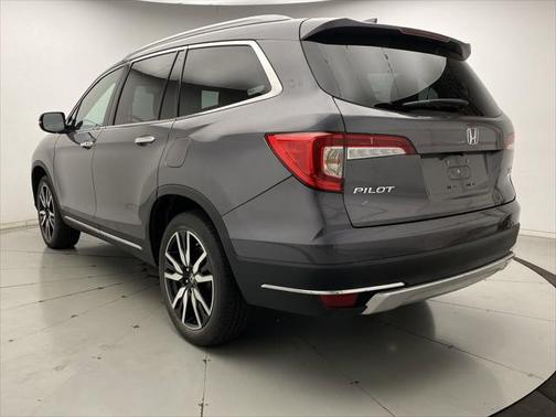 2020 Honda Pilot Touring 8-Passenger