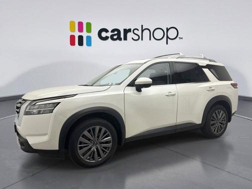 Pearl White Tricoat 2023 Nissan Pathfinder SL 4WD