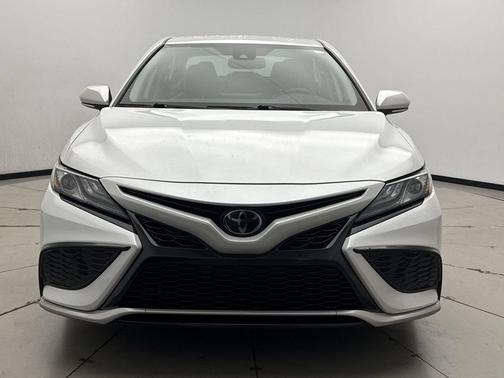 Wind Chill Pearl 2023 Toyota Camry XSE