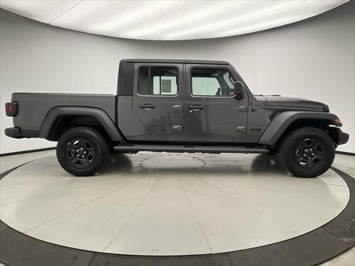 Granite Crystal Metallic Clearcoat 2022 Jeep Gladiator Sport