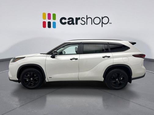 2024 Toyota Highlander Hybrid XLE