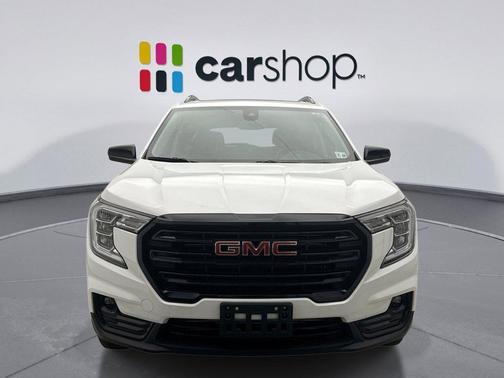 Summit White 2023 GMC Terrain SLT