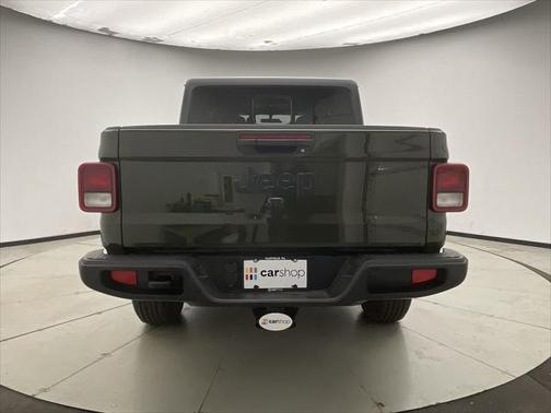 2022 Jeep Gladiator Sport S