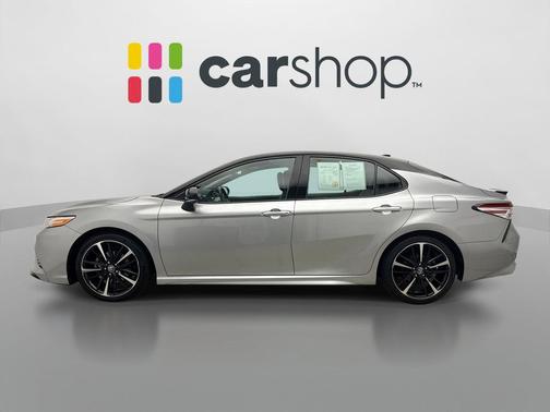 Celestial Silver/Midnight Black Metallic 2020 Toyota Camry XSE