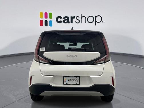 Snow White Pearl 2023 Kia Soul LX
