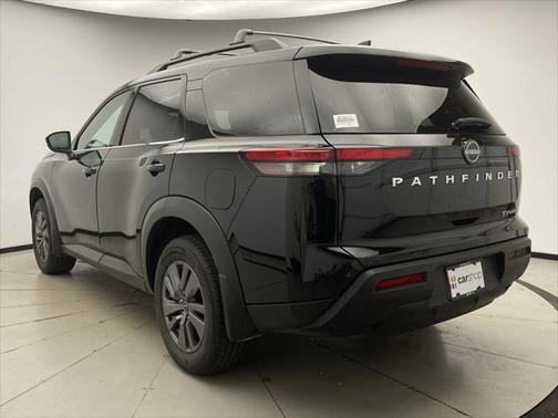 2024 Nissan Pathfinder SV 4WD
