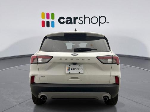 STAR WHITE METALLIC TRI-COAT 2022 Ford Escape SE