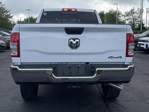 2021 RAM 2500 Tradesman Crew Cab 4x4 6'4' Box