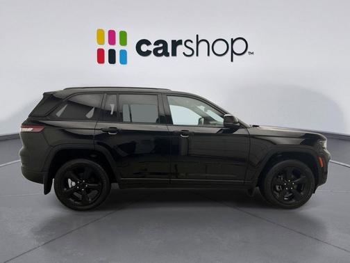 Diamond Black Crystal Pearlcoat 2023 Jeep Grand Cherokee Altitude