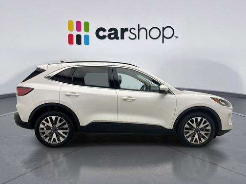 2020 Ford Escape Titanium