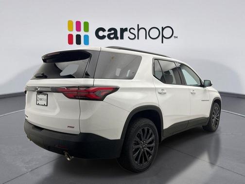 Summit White 2023 Chevrolet Traverse RS