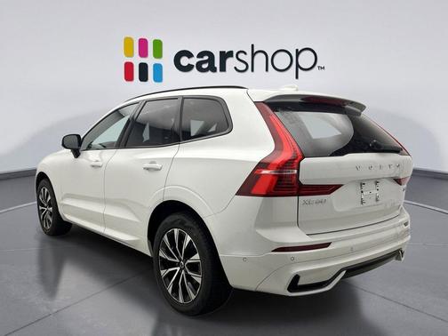 2025 Volvo XC60 B5 Plus