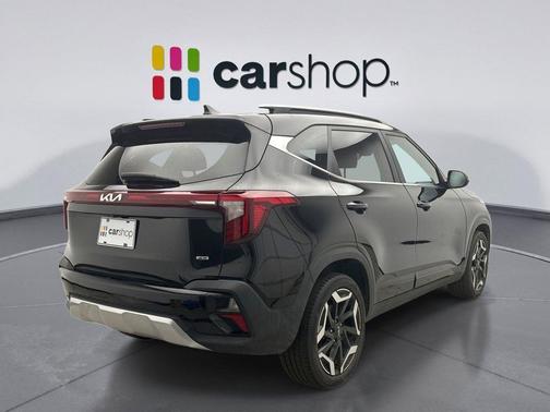 Fusion Black 2024 Kia Seltos SX Turbo