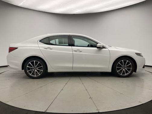 2017 Acura TLX w/Technology Package