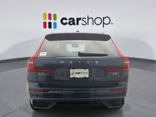 2025 Volvo XC60 B5 Plus