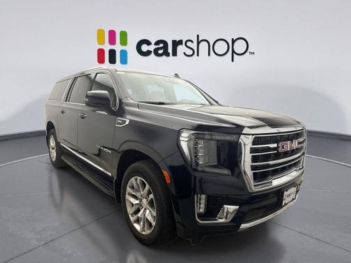 Midnight Blue Metallic 2023 GMC Yukon XL SLT