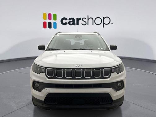 Bright White Clearcoat 2022 Jeep Compass Latitude Lux
