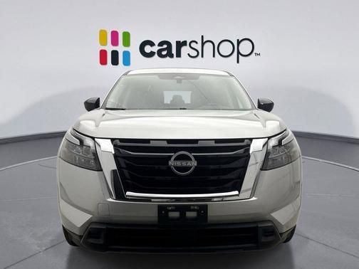 2024 Nissan Pathfinder S 4WD