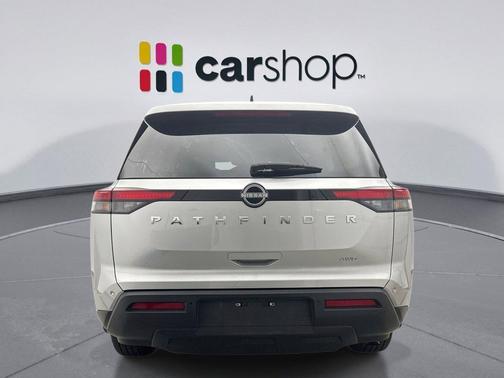 2024 Nissan Pathfinder S 4WD