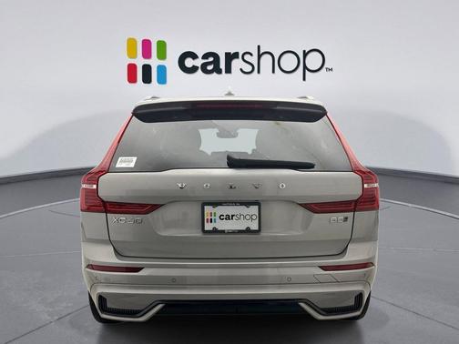 2025 Volvo XC60 B5 Ultra