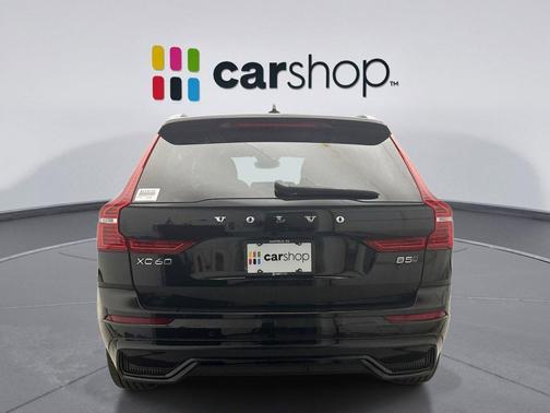Onyx Black 2025 Volvo XC60 B5 Plus