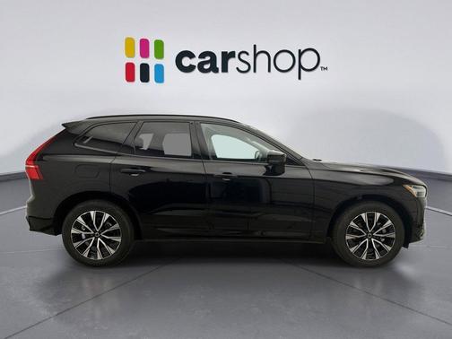 Onyx Black 2025 Volvo XC60 B5 Plus