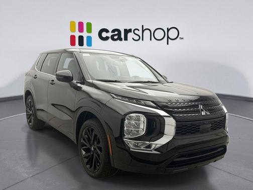 Black Diamond 2024 Mitsubishi Outlander SE S-AWC