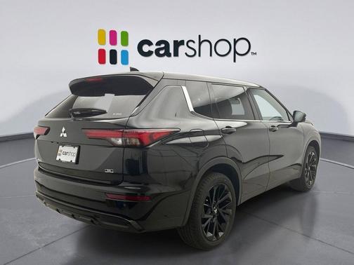 Black Diamond 2024 Mitsubishi Outlander SE S-AWC