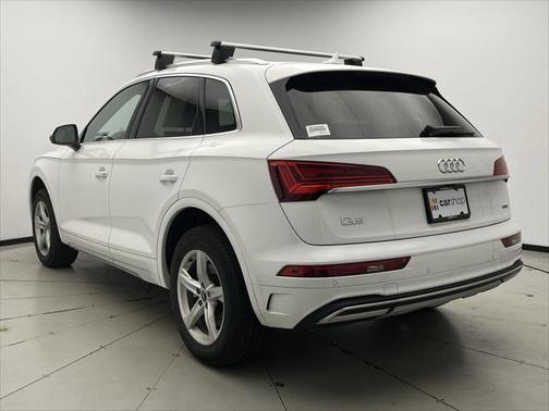 2023 Audi Q5 40 Premium
