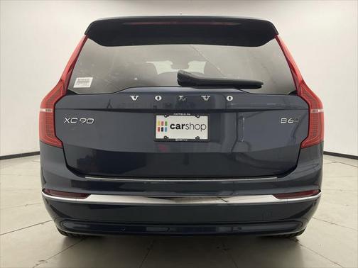 2023 Volvo XC90 B6 Ultimate 6-Seater