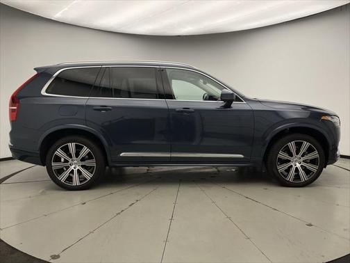 2023 Volvo XC90 B6 Ultimate 6-Seater