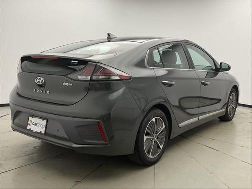 2022 Hyundai IONIQ Plug-In Hybrid Limited