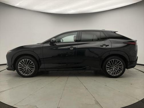 2023 Lexus RZ 450e Luxury
